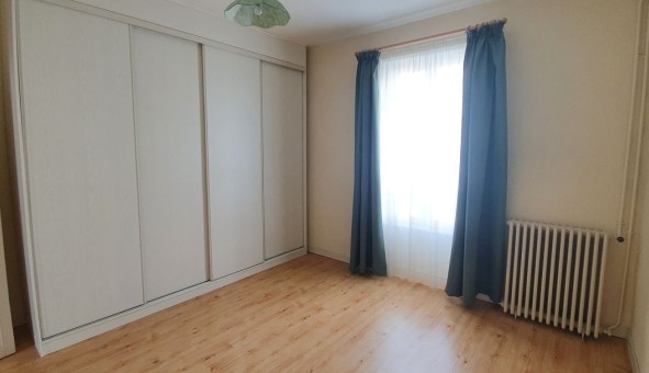 Logement �tudiant T4 &agrave; Abrest (03200)