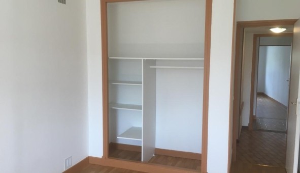 Logement �tudiant T4 &agrave; Ad� (65100)