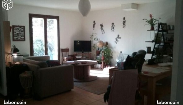 Logement tudiant T4 à Adissan (34230)