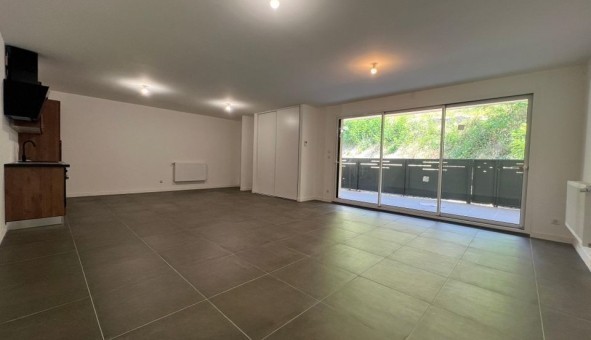 Logement tudiant T4 à Affoux (69170)