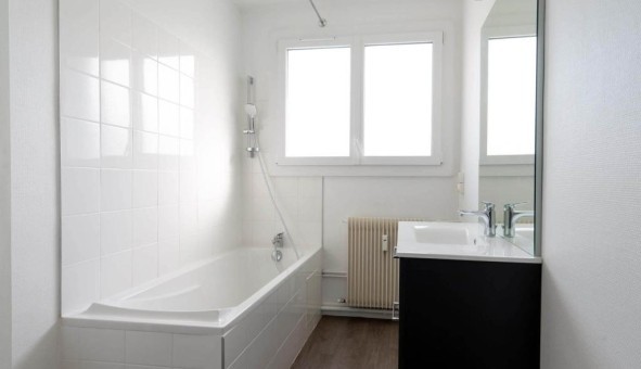 Logement �tudiant T4 &agrave; Affoux (69170)