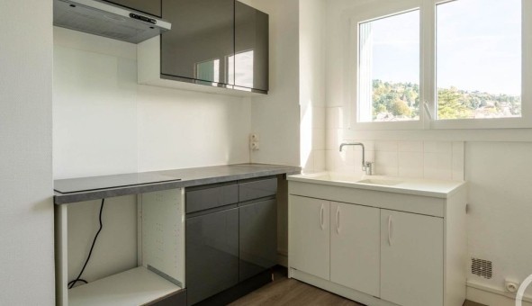 Logement �tudiant T4 &agrave; Affoux (69170)