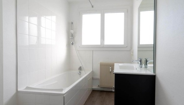 Logement �tudiant T4 &agrave; Affoux (69170)