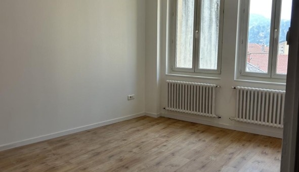 Logement tudiant T4 à Aiguilhe (43000)