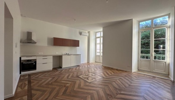 Logement �tudiant Location T4 Vide Ailhon (07200)