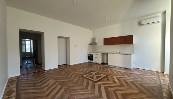 Logement �tudiant T4 &agrave; Ailhon (07200)