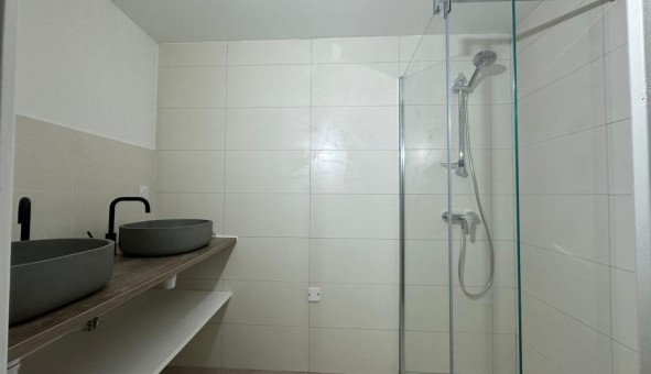 Logement �tudiant T4 &agrave; Ailhon (07200)