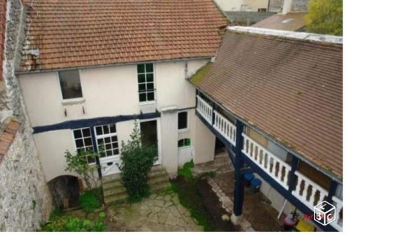 Logement tudiant T4 à Aincourt (95510)