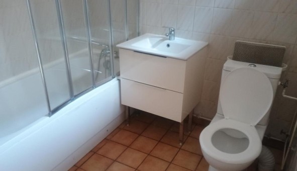 Logement tudiant T4 à Aix (59310)
