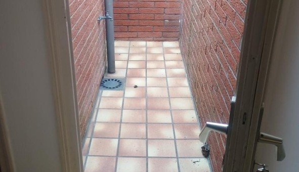 Logement tudiant T4 à Aix (59310)