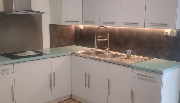 Logement tudiant T4 à Aix (59310)