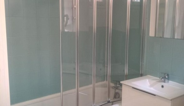 Logement tudiant T4 à Aix (59310)