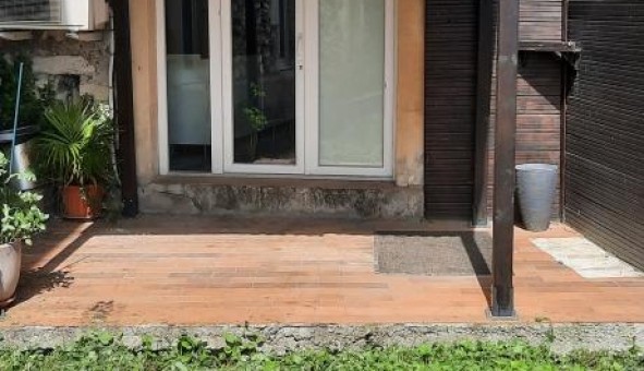 Logement tudiant Location T4 Vide Alba la Romaine (07400)
