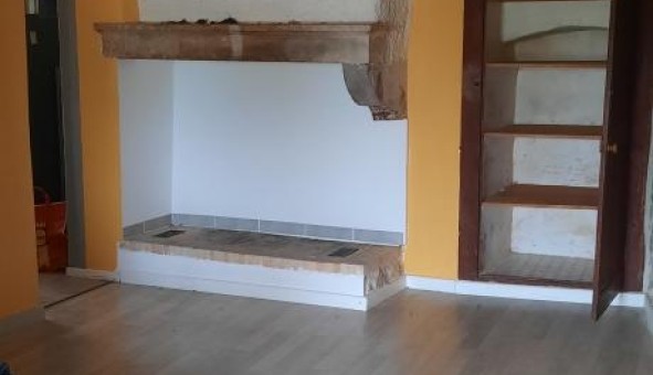 Logement tudiant T4 à Alba la Romaine (07400)
