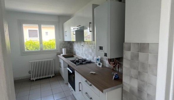 Logement tudiant T4 à Albigny sur Sane (69250)
