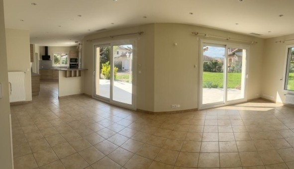 Logement tudiant T4 à Alix (69380)