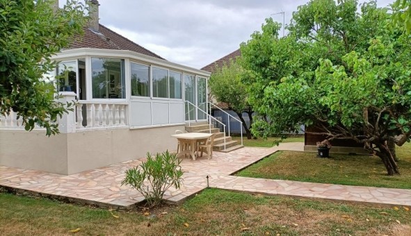 Logement tudiant Location T4 Vide Allonnes (72700)