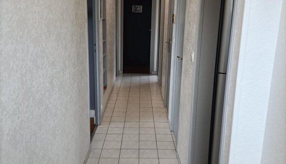 Logement tudiant T4 à Allonnes (72700)