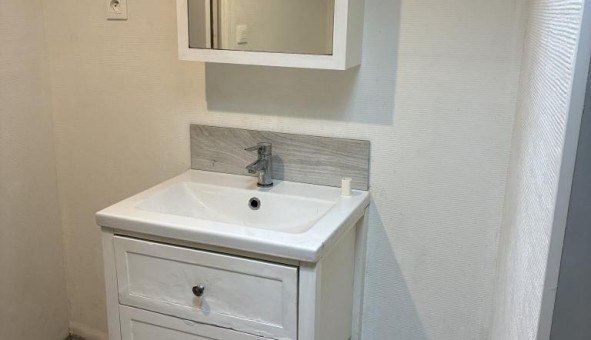 Logement tudiant T4 à Amagney (25220)