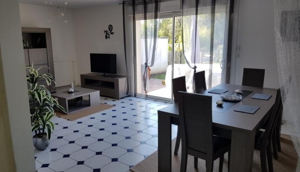 Logement tudiant Location T4 Vide Amboise (37530)