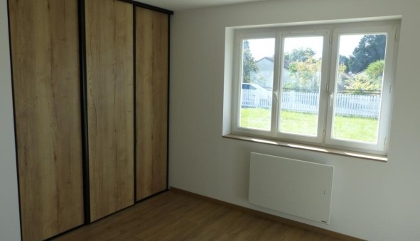 Logement tudiant T4 à Anch (37500)