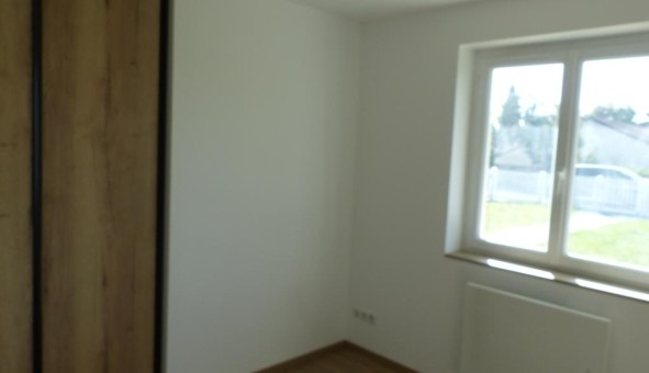 Logement tudiant T4 à Anch (37500)