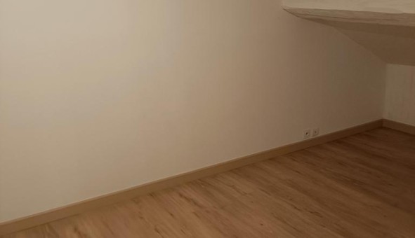 Logement tudiant T4 à Angecourt (08450)