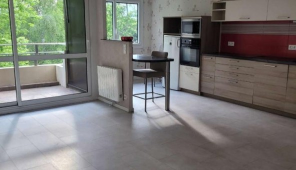 Logement tudiant T4 à Angers (49000)