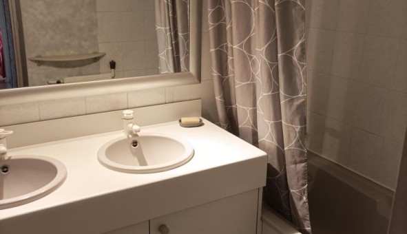 Logement tudiant T4 à Angers (49000)