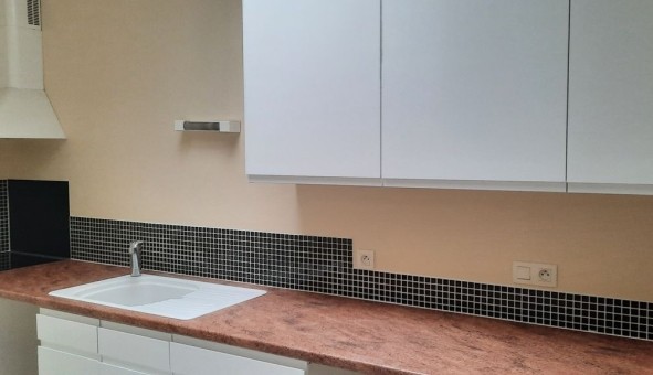 Logement �tudiant T4 &agrave; Angers (49000)