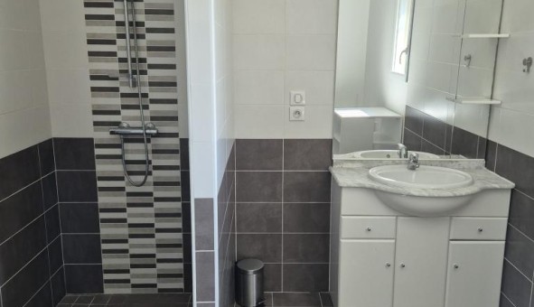 Logement tudiant T4 à Angoulme (16000)