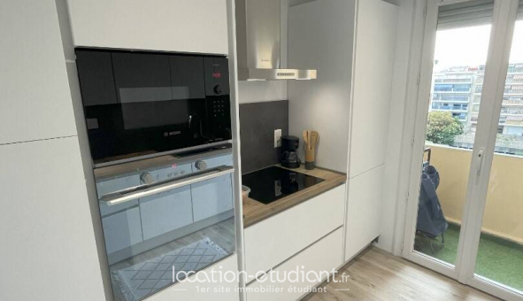 Logement tudiant T4 à Antibes (06160)
