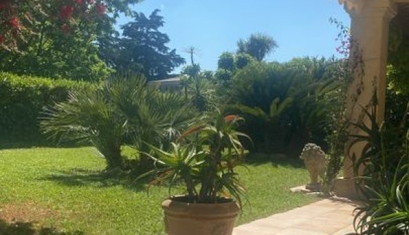 Logement �tudiant T4 &agrave; Antibes (06160)