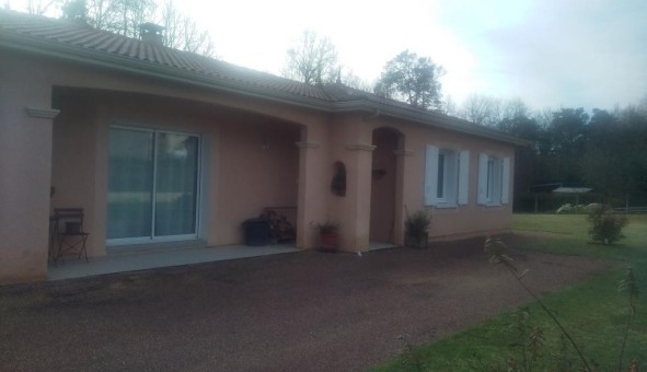Logement tudiant T4 à Antonne et Trigonant (24420)