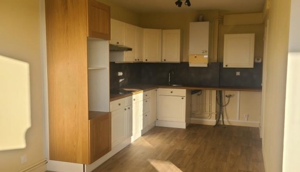 Logement tudiant T4 à Antran (86100)