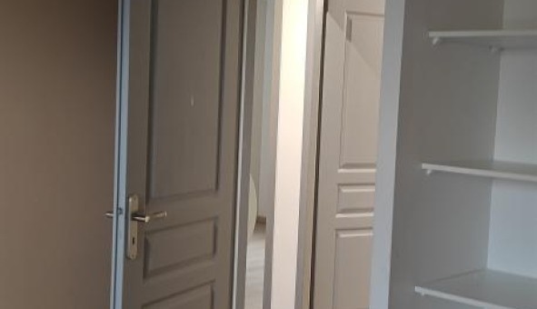 Logement tudiant T4 à Aragon (11600)