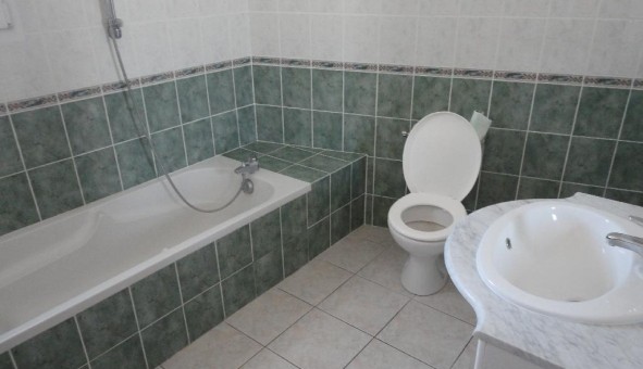 Logement tudiant T4 à Arles (13200)