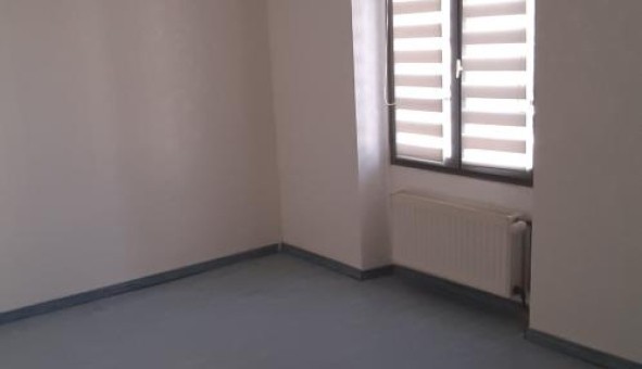 Logement tudiant T4 à Armeau (89500)