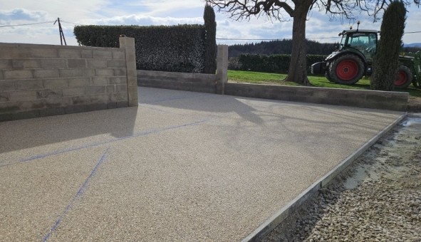 Logement �tudiant T4 &agrave; Arras sur Rh�ne (07370)