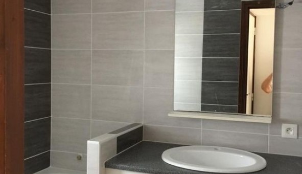 Logement �tudiant T4 &agrave; Ars sur Formans (01480)