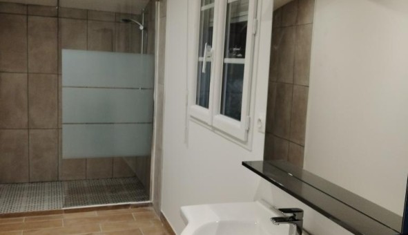 Logement tudiant T4 à Arveyres (33500)