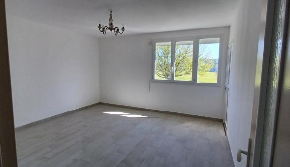 Logement tudiant T4 à Arveyres (33500)