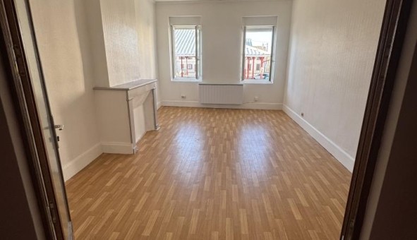 Logement tudiant T4 à Asques (82120)