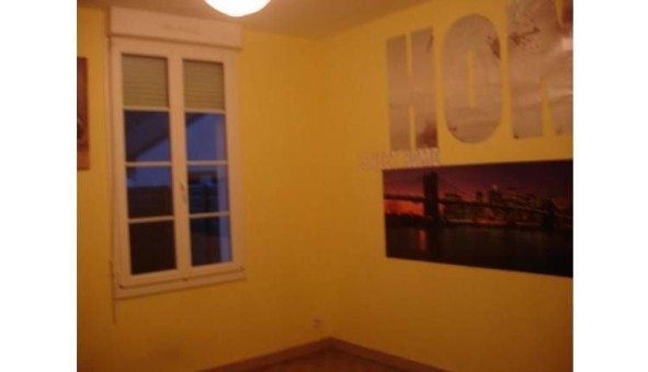 Logement �tudiant T4 &agrave; Ath�e (53400)