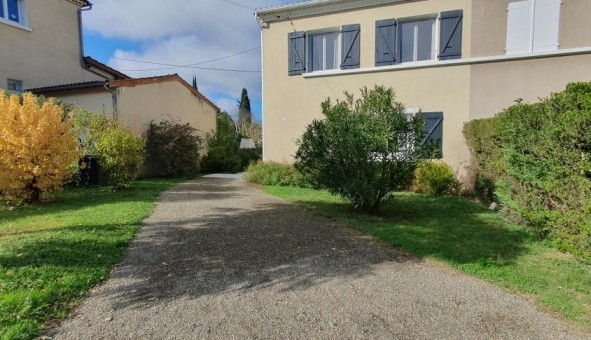 Logement tudiant T4 à Auch (32810)