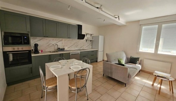 Logement tudiant Location T4 Vide Autrche (37110)
