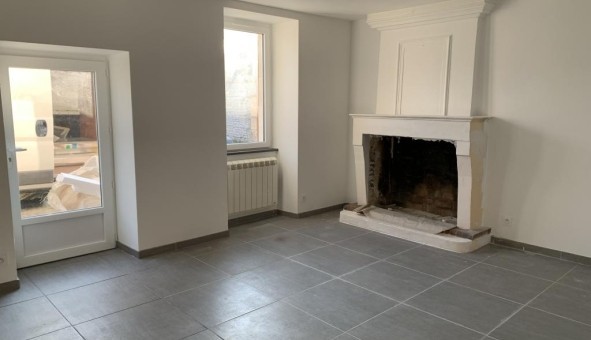 Logement tudiant T4 à Avy (17800)