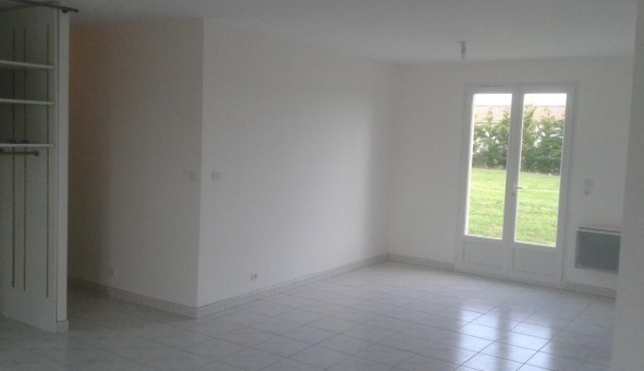 Logement tudiant T4 à Avy (17800)