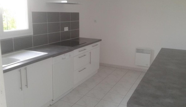 Logement tudiant T4 à Avy (17800)