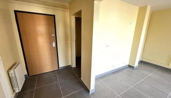 Logement tudiant T4 à Azy sur Marne (02400)